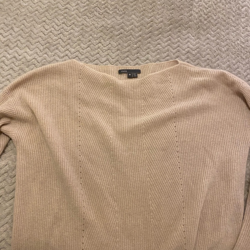 VINCE sweater only worn a few times